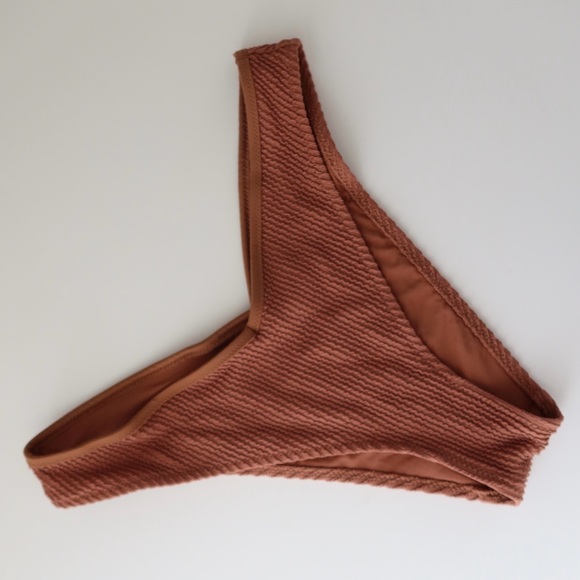 Bathing suit - Picture 5 of 8